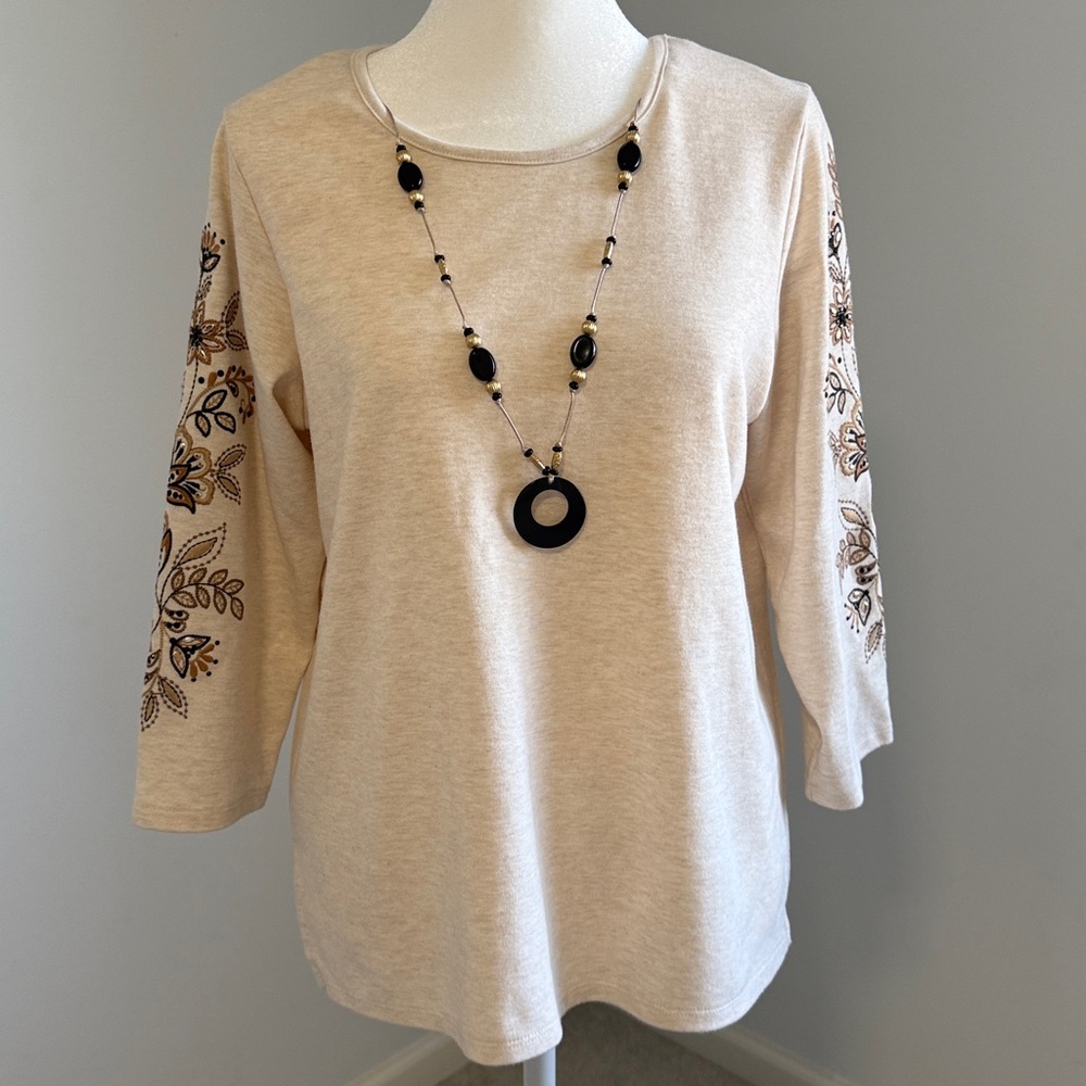 Alfred Dunner Embroidered Cream Top with Floral Sleeves SZSP